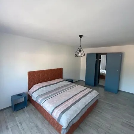 Tourist 2 Apartment *